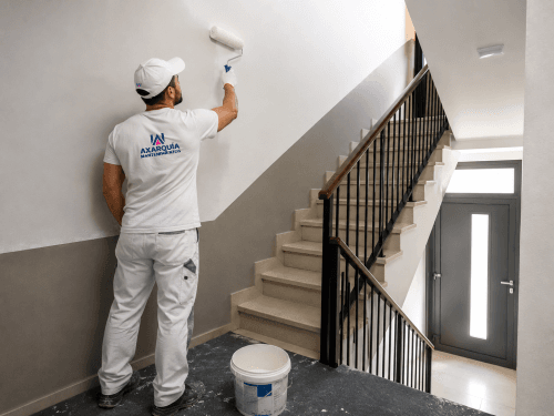 Pintura de portal y escaleras en Torrox